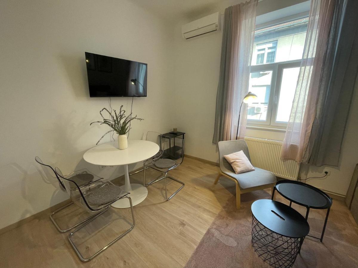 At - Center Apartment Zagreb