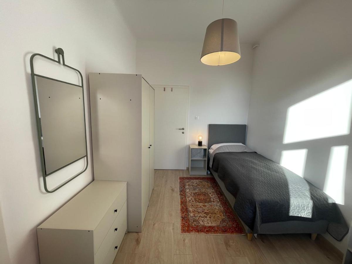 Apartment At - Center *
