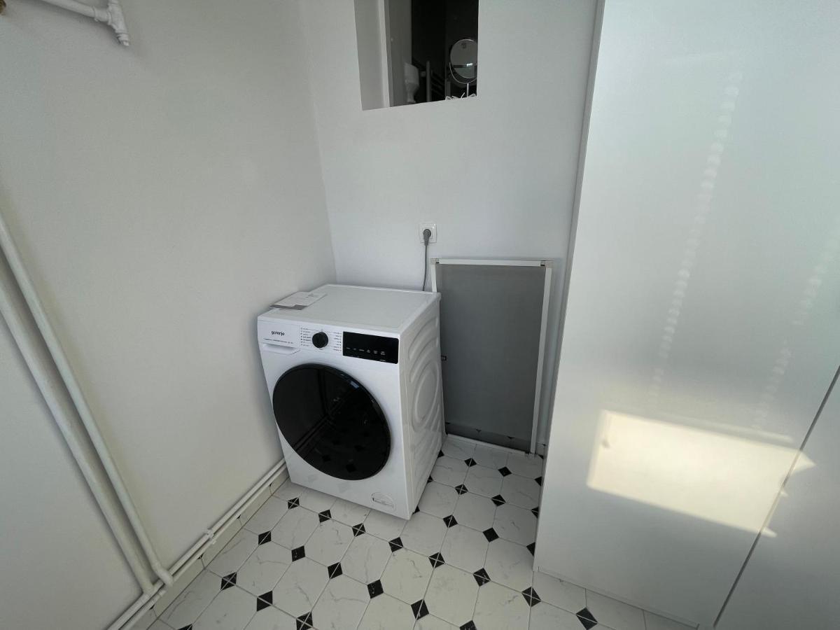At - Center Apartment